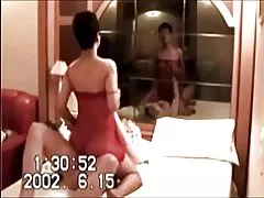 Корейские ИФОМ, обманывает супруга с белым парнем